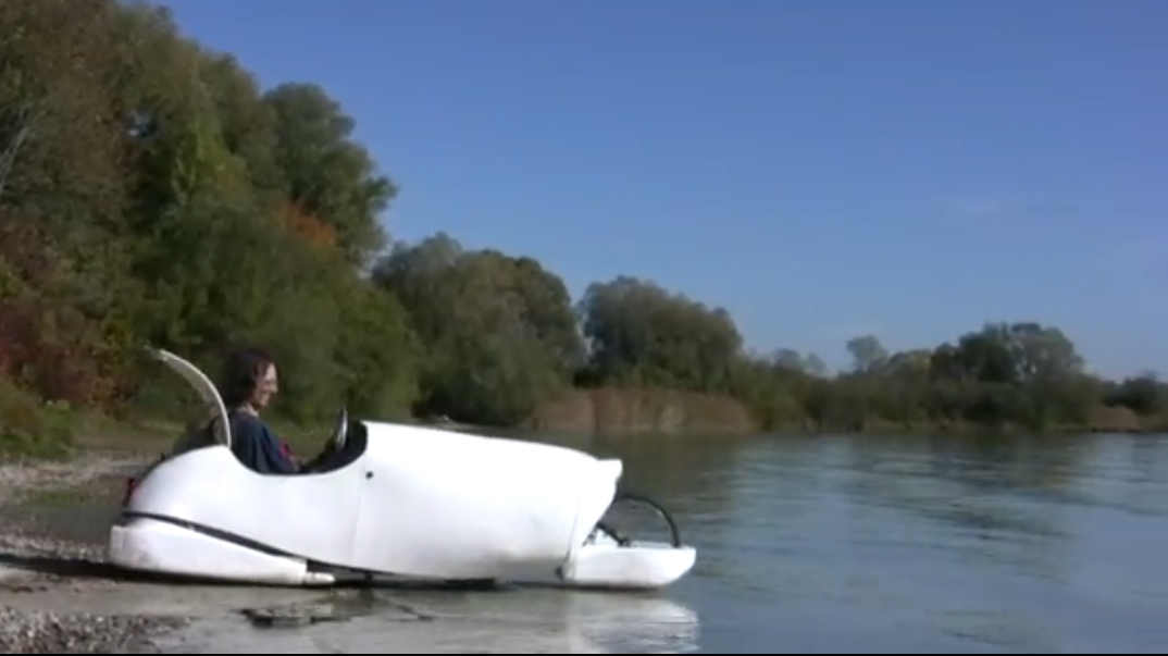 Another amphibian velomobile