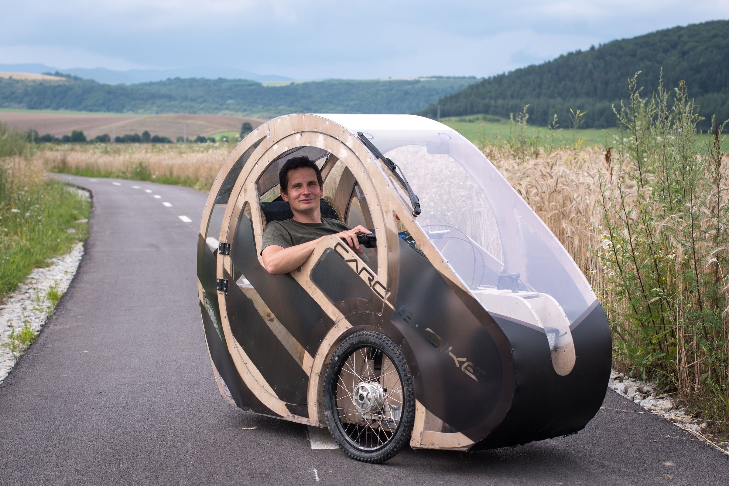 Carcle - plywood velomobile from Slovakia