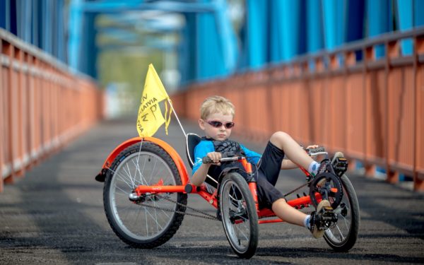 Recumbent trike for kids