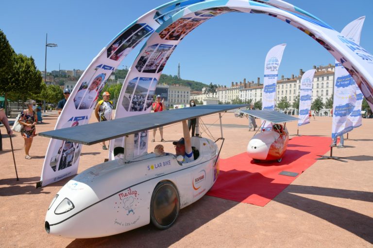 Two winners of the Sun Trip and their velomobiles