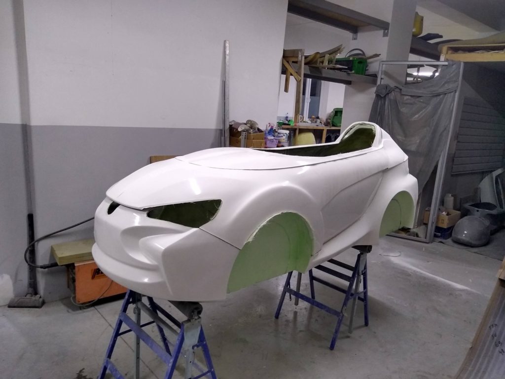 fron-side-view of the velomobile from Poland