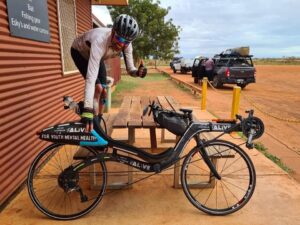 Around Australia by bike record smashed