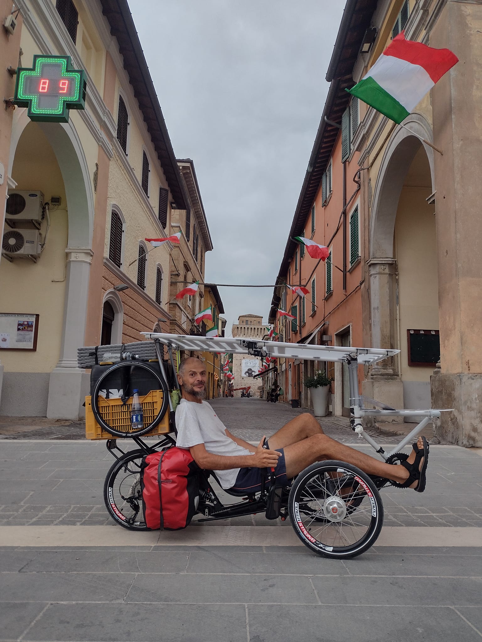 Nicola Chiacchio and his recumbent trike in Italy