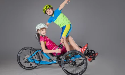 The new trike for kids or short riders from AZUB