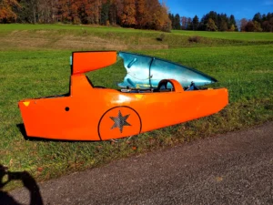 Delta velomobile with a sleeping area inside - 8