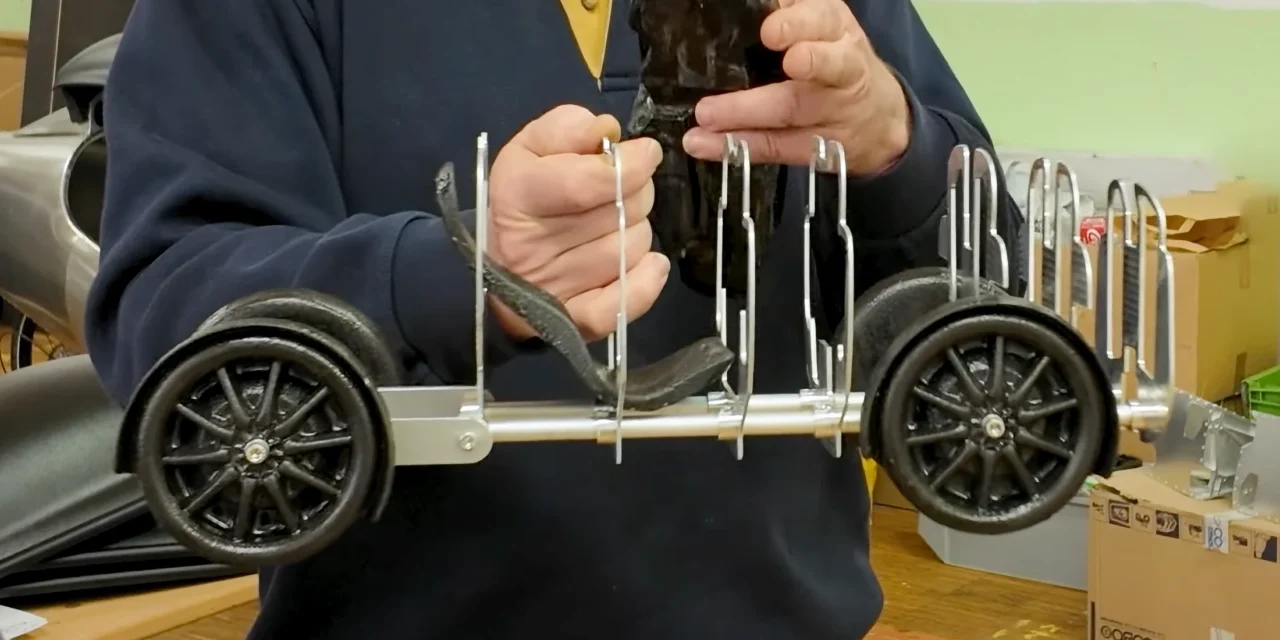 New rotomolding velomobile on the horizon? Plus with a self-supporting body? Yes!